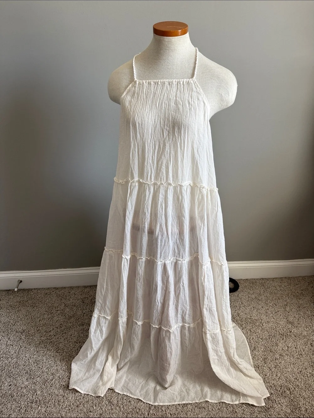 Abercrombie & Fitch elegant halter